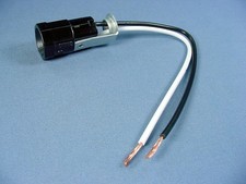 Leviton 10014-500 Candelabra Base Lamp Holder Light Socket Keyless Bulk 75W 125W picture