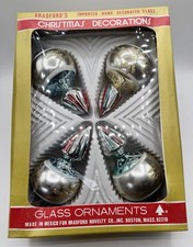 Vintage Bradford MCM Glass Christmas Ornaments Mexico Finial Box Set 4 picture