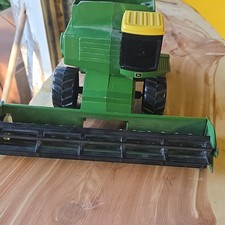 1:16 John Deere Turbo Combine w/ Bean Head picture