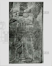 1995 Press Photo Ancient Assyrian art
