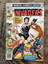 Invaders #17 Hitler Appearance Marvel 1977 | Newsstand🔥🔥🔥 picture