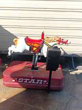 Star Coin-Operated Mechanical Horse Kiddie Ride Arcade Machine picture