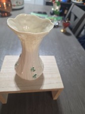 Vintage Belleek Bone China Daisy Spill Vase with Shamrocks Ireland 5th Mark 6