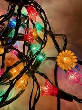 Vtg 35 Light Flower Petal Multicolored String Lights Christmas picture