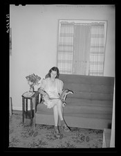 Photo:Casa Grande Valley Farms Arizona 1940 Woman in Living Room picture