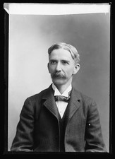Photo:Hon. J.L. Kerr Portrait picture