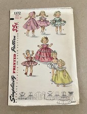 Simplicity 1372 Vintage DOLL Sewing Printed Pattern, Size 8