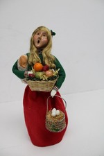 1999 Byers' Choice Carolers Traditional Shopper Woman picture