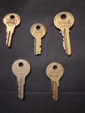 Vintage Antique Yale & Towne Key Lot - Stamped Padlock, Cabinet 4X17 & Master Co picture