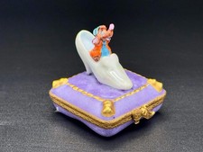 Ultra Rare Disney Cinderella Gus Glass Slipper Peint Main Limoges Trinket Box picture