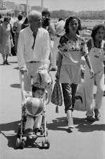 Actor Klaus Kinski with wife Minhoi and son Nikolai strolling 1970s Old Photo picture
