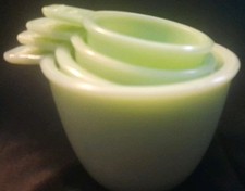 Vtg Gooseberry Patch Jadeite 4 Pc Measuring Cup Set Very Nice Condition picture