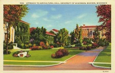 UW Madison Agricultural Hall Vintage Linen Postcard Wisconsin Campus Scene picture