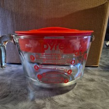 Vintage Pyrex 8 Cup/64 Oz Glass Measuring Cup Batter Mixing Bowl w/Lid (CC) picture