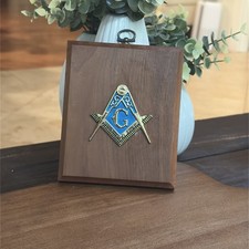 RARE VINTAGE NEW - MASON MASONIC SYMBOL ON WOOD PLAQUE WALL HUNG DECOR picture
