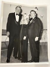 John Wayne Barron Hilton Sally Struthers B/W Photo Victor Awards 1976 Las Vegas picture