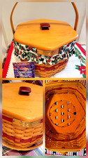 Longaberger 1997 Snowflake Christmas Basket; Lid-Liner-Protector & Tie-On picture