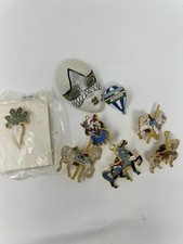 EUC Vintage Lot of 8 Enamel Pins Carousel Horse Clown Nebraska Balloon Mask Beet picture