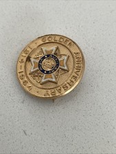 Vintage Veteran Of Foreign Wars Golden Anniversary Pin From 1914 To 1964 picture