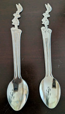 Vintage Nestle Quick Looney Tunes Bugs Bunny Spoons Set of 2 Utensils picture