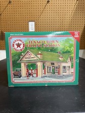 Texaco Town Filling Station 1st in Series New in Box Never Removed RARE picture