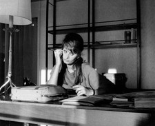 Portrait of Italian actress Sophia Loren at her desk Madrid 1960 Old Photo picture