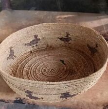*AWESOME ANTIQUE  NATIVE AMERICAN  COILED ROD FIGURAL DUCK DESIGN BASKET RARE ** picture