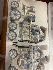 Vintage Christmas  Train Collection By Lincolnshire 2001 Blue White 3 pc set picture