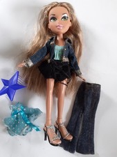 Bratz Fianna doll from Passion 4 Fashion 2007 originally sold as a twin pack picture
