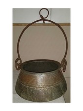 VINTAGE ANTIQUE HAND-HAMMERED COPPER CAULDRON POT W/FORGED IRON HANDLE picture