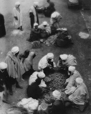 Biskra North Africa Market events Fruit and vegetables are weighed up Old Photo picture