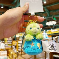 Disney authentic 2023 Olu Mel hide and seek Keychain small plush disneyland picture
