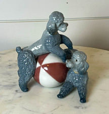 MINT Lladró Playful Dogs Porcelain Poodle Figurine w/ Ball Retired Spain 1974 picture