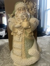 Enesco Foundations Nature Santa Masterpiece 4022668 picture