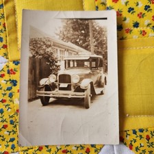 VTG B&W Snapshot Photo 1920s Antique Car Neighborhood picture