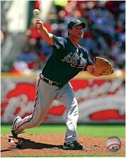 Derek Lowe Atlanta Braves LICENSED 8x10 Baseball Photo  picture