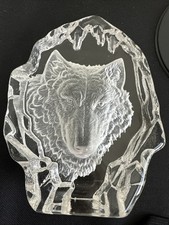 Vintage Clear Glass Crystal Etched Wolf Sculpture Paperweight Art Piece 6.5