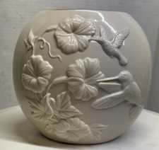 Lenox Four Seasons Vase Collection Summer Vase USA The Hummingbird Morning Glory picture