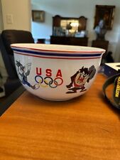 Vintage 1996 Warner Brothers Olympics USA Large Bowl Looney Tunes 10.5 server picture