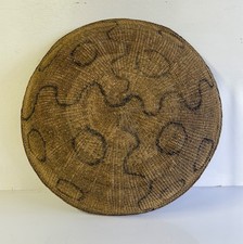 Vintage Hand Woven Yanomami Yanomamo Amazon Indian Basket 17” Early 20th Century picture