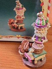 Enesco The North Pole Village Fudgy 869724 Figurine Sandy Zimnicki picture