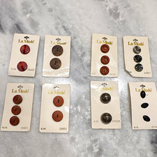 Vintage Lot of Original La Mode Italian Plastic Sewing Buttons, 8 Cards (Lot 7) picture