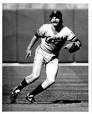 LG915 1981 Original Russ Reed Photo ROB WILFONG MINNESOTA TWINS INFIELDER MLB picture