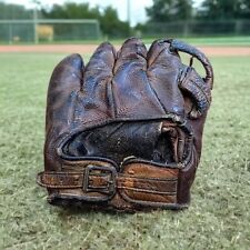 Vintage 1930s Monte Pearson Buckle Back Baseball Glove picture