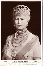 RPPC Queen Mary , Official Silver Jubilee Portrait - 1935 Photo Postcard picture