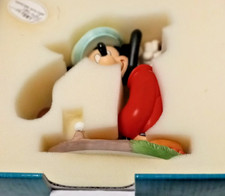 WDCC DISNEY MICKEY MOUSE What A Swell Day For A Game Of Golf from Canine Caddy picture