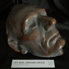 Museum-grade Abraham Lincoln life mask picture