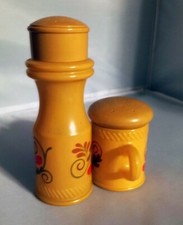 Vintage AVON Salt & Pepper Berry PA Dutch Moonwind Cologne and Powder Sachet picture
