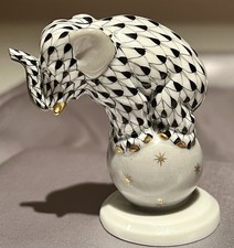 Herend Hungary Elephant on Ball Black Fishnet Porcelain Figurine 5215 Hand Paint picture