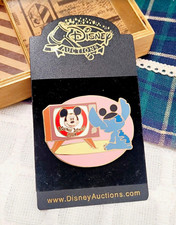 Disney Auctions Exclusive 2004 Stitch Watching TV Mickey Mouse Club Pin LE1000 picture